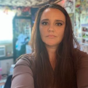 Meet your Posher, Keeley